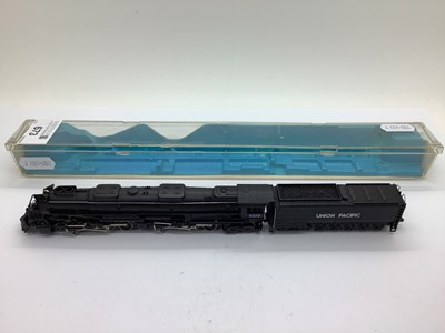 Lot 673 - A Rivarossi N gauge American 4-8-8-4 (Big Boy)...