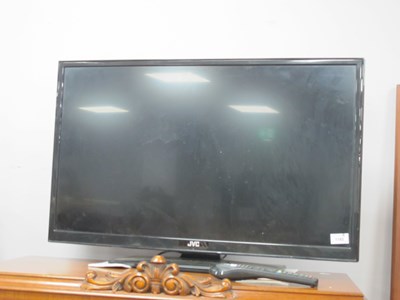 Lot 1182 - JVC Flat Screen TV LT32DD52J, with remote,...
