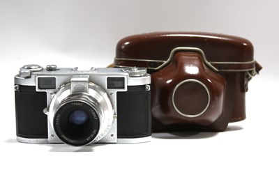 Lot 874 - Leidolf Wetzlar Lordomat 35mm SLR Film Camera,...