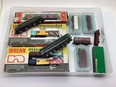 Lot 870 - A collection of British N gauge, including a...