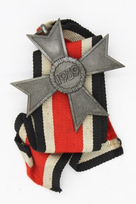 Lot 664 - WWII German Third Reich War Merit Cross, maker...