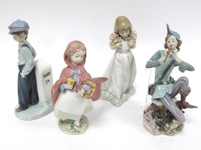 Lot 1253 - Lladro Flute Player 8425, Flower Girls 8500...