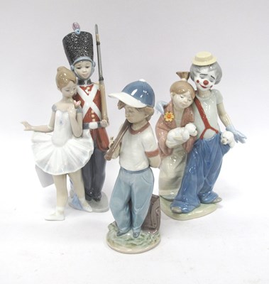 Lot 1255 - Lladro Pals Forever 7686, Little Tin Solder...