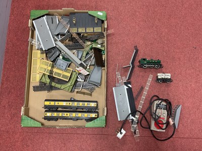 Lot 306 - A quantity of OO gauge model Railway,...