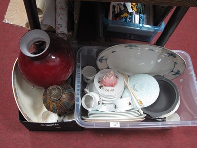 Lot 1121 - Doulton 'Westwood', Myott 'Kingpin', and other...