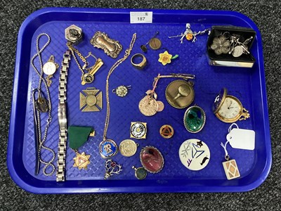 Lot 187 - Cufflinks, pocket watch, gent's bracelet,...