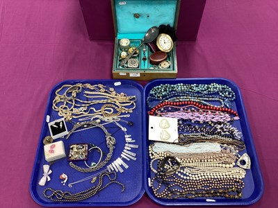 Lot 173 - A Collection of Modern Costume Jewellery,...