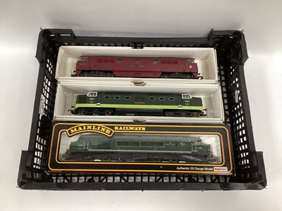 Lot 514 - Three 00 gauge named diesel locomotives: a...