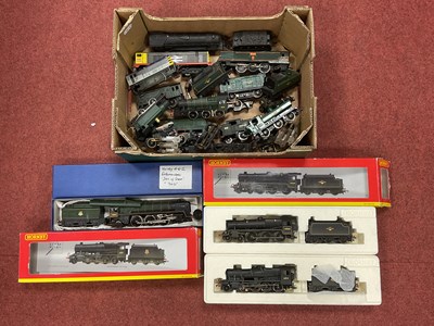 Lot 761 - Approximately Fourteen 'OO' Gauge Locomotives...