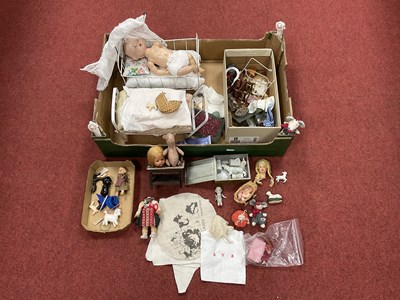 Lot 842 - An Interesting Collection of Mid XX and Later...