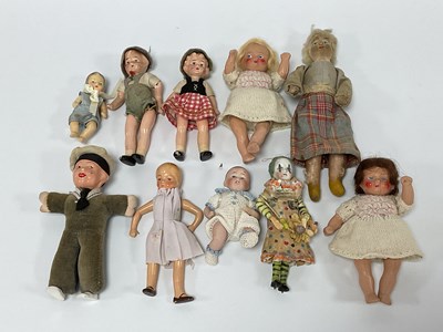 Lot 913 - Ten Mid XX Century and Later Dolls House Dolls....