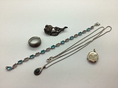 Lot 128 - An Art Deco Style Green, Red and Colourless...