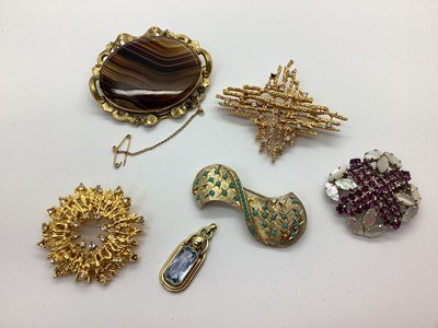 Lot 131 - Oresto Single Stone Pendant, together with a...