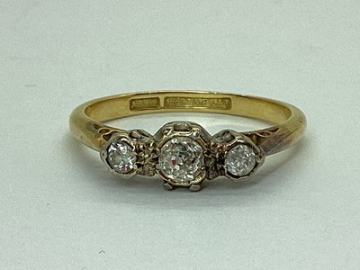 Lot 44 - An 18ct Gold Three Stone Diamond Ring, the...