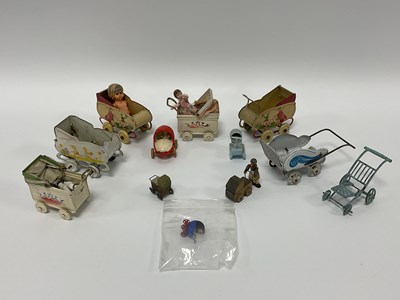 Lot 901 - A Quantity of Miniature and Small Doll's House...