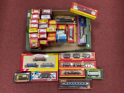 Lot 401 - Thirty-Five 'OO' Gauge.4mm Boxed Items Mainly...