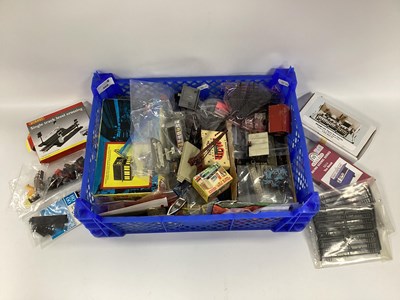 Lot 466 - A large quantity of 4mm scale small...