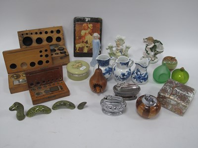Lot 1281 - Collectables, including three wooden cased...