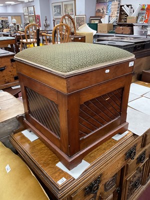 Lot 1595 - A Vintage Storage Trunk/Box Ottoman, featuring...