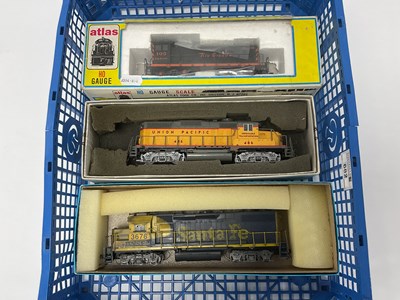 Lot 682 - Three 'HO' Gauge U.S.A. Outline Bo-Bo Diesel...