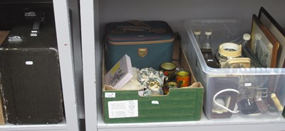 Lot 1075 - Mixed collectables, including c1956 Singer 99K...