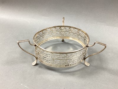 Lot 19 - An Art Nouveau Style Hallmarked Silver Three...