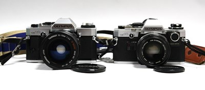 Lot 812 - Olympus OM10 35mm SLR Film Camera with...