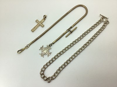 Lot 140 - Vintage Smooth Link Watch Chain, suspending...
