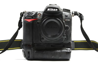 Lot 723 - Nikon D7000 DSLR Camera Body with attached...
