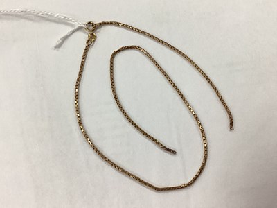 Lot 82 - A 9ct Gold Smooth Link Chain, (broken).