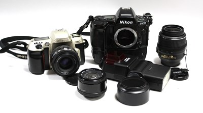 Lot 843 - Nikon F60 35mm SLR Film Camera with attached...