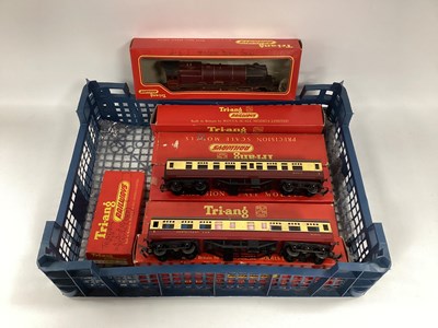 Lot 472 - A Boxed Triang 'OO' Gauge "Princess Royal"...
