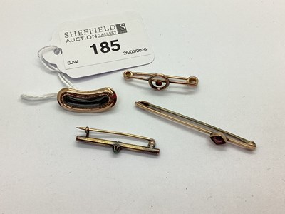 Lot 185 - An Antique Mourning Style Brooch, of kidney...