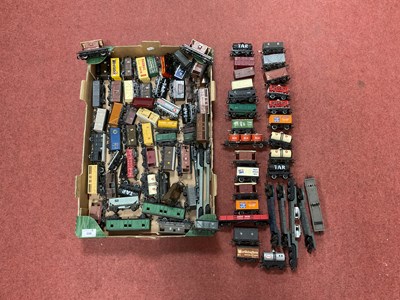 Lot 328 - Approximately Seventy-Five Steam Era 'OO'...