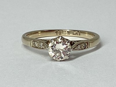 Lot 230 - A Single Stone Diamond Ring, the brilliant cut...
