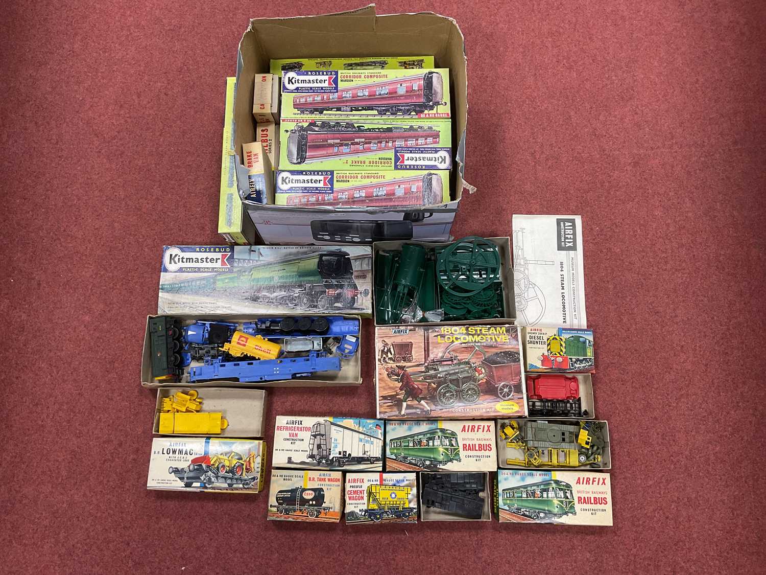 Lot 349 - A quantity of Airfix and Kitmaster 00 gauge...