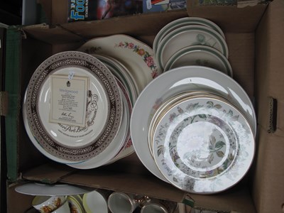 Lot 1060 - Wedgwood collection, including large meat...
