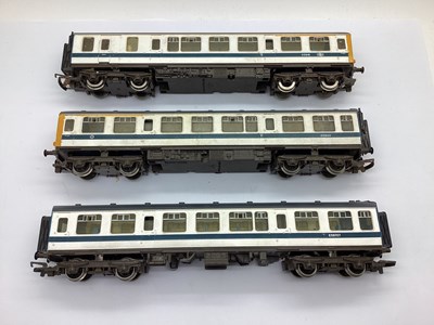 Lot 884 - A Hornby 00 gauge three-car "Lightweight"...