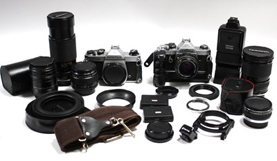 Lot 860 - Asahi Pentax K1000 Body and compatible lenses...