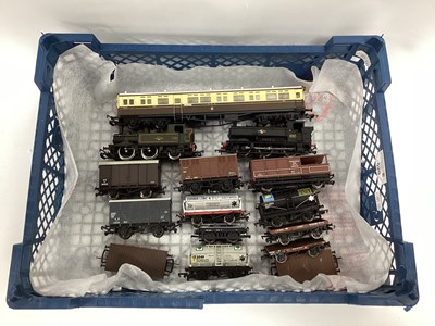 Lot 520 - A Western Region Branch-Line Selection: an...