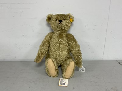 Lot 347 - A Modern Steiff #000751 Classic 1920 Replica...