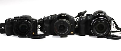 Lot 732 - Panasonic Lumix DMC-G6 Mirrorless 16MP Digital...