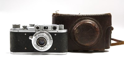 Lot 873 - Zorki I 35mm Rangefinder Camera, silver,...