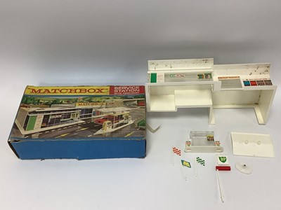 Lot 735 - Matchbox 1-75 No. MG.1 B.P. Service Station....