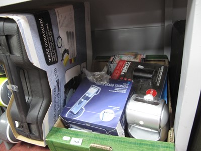 Lot 1143 - Quantity of modern consumer electronics,...