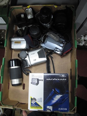 Lot 1029 - Canon EOS 300V digital camera with attached 28-...