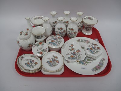 Lot 1186 - Wedgwood “Kutani Crane” pattern collection,...