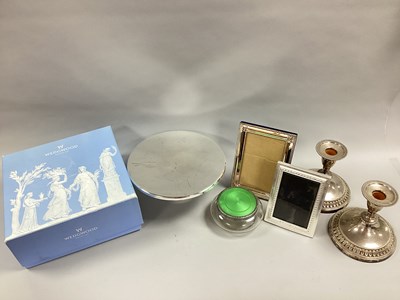 Lot 60 - A Modern Wedgwood Cake Stand, (scratched), in...