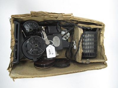 Lot 1415 - Pathescope 'Kid' Projector, with various reels...