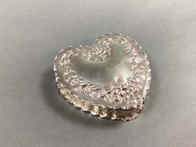 Lot 62 - A Decorative Victorian Hallmarked Silver Heart...